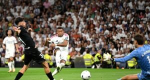 Mbappé y Bellingham calman al Bernabéu con una goleada a la Real Sociedad
