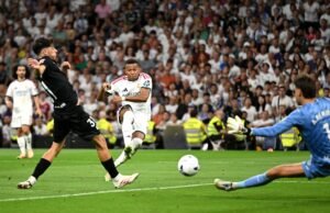 Mbappé y Bellingham calman al Bernabéu con una goleada a la Real Sociedad