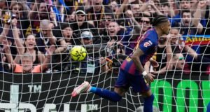 Barcelona – Sevilla en directo | Oso recorta distancias en la última jugada de la primera parte