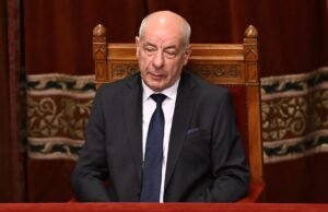 El presidente de Hungría firma la reforma Constitucional de Magyar que le destituye