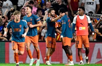 Javier Aguirre le pone un parche al Valencia