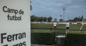 En Foios, el pueblo de Ferran Torres: “Es un ‘bon xiquet’, el mejor del mundo y el más guapo”
