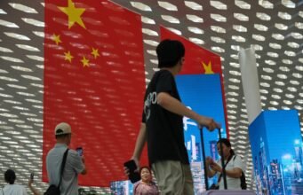 Las vacaciones de la ‘Semana Dorada’ china comienzan bajo restricciones para salir del país