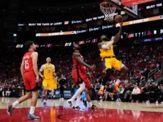 Un incombustible LeBron James cita a los Lakers con los Thunder en las semifinales del Oeste