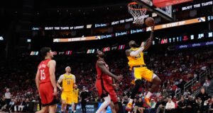 Un incombustible LeBron James cita a los Lakers con los Thunder en las semifinales del Oeste