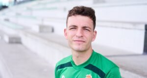 Íñigo Vicente, un jugador que vale un ascenso: “El Racing es la cenicienta de Primera”