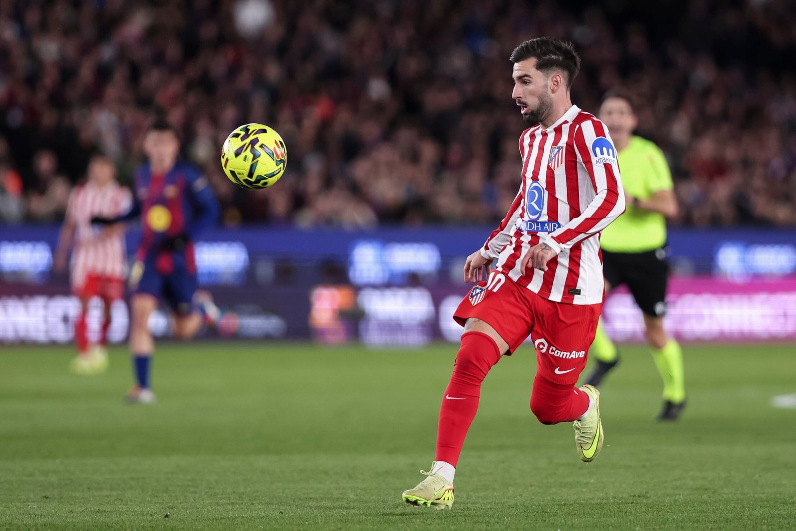 Una derrota en el Camp Nou y sensaciones dispares: Simeone vio a un Atlético menos sometido que el año anterior