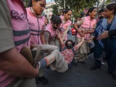 Una protesta del movimiento de las “cucarachas” en India acaba con un millar de detenidos en Nueva Delhi