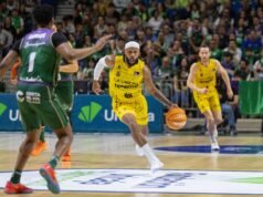 Patty Mills bebe de la fuente de la eterna juventud en Tenerife