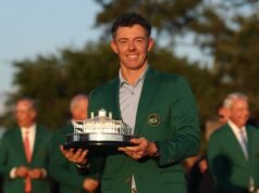Rory McIlroy viste con la chaqueta verde del Masters de Augusta a Rory McIlroy