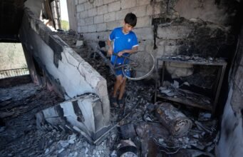 Israel anuncia la primera orden de desalojo en Líbano desde el acuerdo de paz anunciado por EE UU en junio