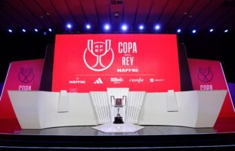 La RFEF aplaza la jornada de la Copa del Rey tras el accidente de dos trenes en Urda con decenas de muertos