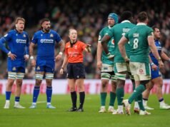 Hollie Davidson, la árbitra que rompe barreras de género en el rugby