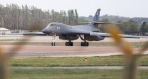 El Pentágono retira sus bombarderos de la base británica de Fairford tras el presunto intento de atentado