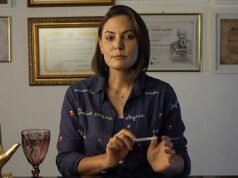 La esposa de Bolsonaro ataca a su hijastro Flávio y se reivindica en la masculinizada política de Brasil