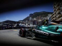 Fernando Alonso se estrella contra un muro