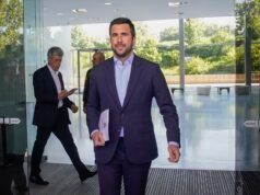La Junta Electoral del Real Madrid aprueba la candidatura de Enrique Riquelme y el club celebrará elecciones por primera vez en 20 años