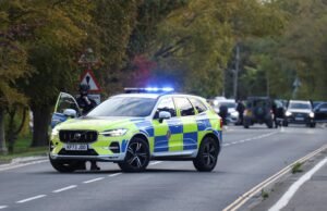 La policía británica detiene a cinco sospechosos por manejar explosivos cerca de la base militar aérea de Fairford