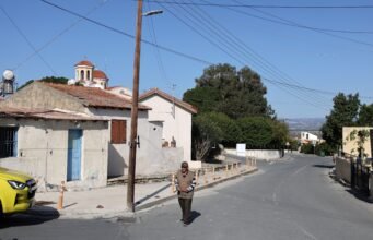 Akrotiri, un pueblo fantasma en Chipre por la amenaza de la guerra en Oriente Próximo