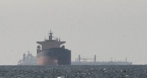 Irán anuncia la reapertura del estrecho de Ormuz hasta el fin del alto el fuego con Estados Unidos