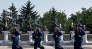 Zelenski alerta de que Putin prevé movilizar a 300.000 militares adicionales en Ucrania tras las elecciones de septiembre