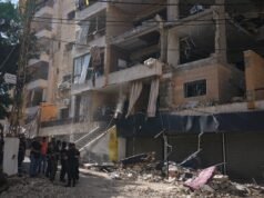 Israel bombardea los suburbios de Beirut pese a que Trump le exigió no hacerlo