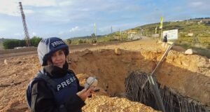 Hallada muerta bajo los escombros una periodista alcanzada por los bombardeos de Israel en el sur de Líbano