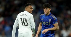 Así le hemos contado la victoria del Real Madrid ante el Oviedo en una noche marcada por los pitos a Mbappé