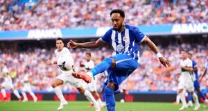 El Deportivo regresa con orden y sin mucho talento