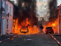 Noche de violencia en Belfast contra los inmigrantes tras un intento de decapitación: “Han forzado la huida de familias enteras”