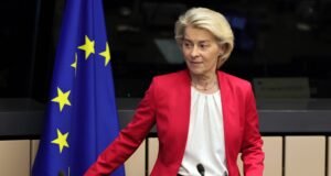 Von der Leyen busca una salida para una UE asediada por varios frentes