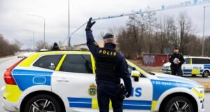 Un joven armado con una espada mata a una persona y hiere a tres en un instituto de Suecia