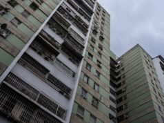 La vida se reconstruye a pedazos en los edificios verdes de la colonia caraqueña El Paraíso