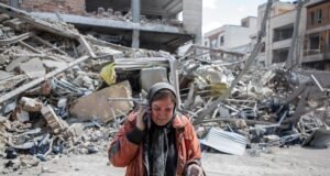 Trump eleva las amenazas contra Irán pese a presumir de progresos en las negociaciones