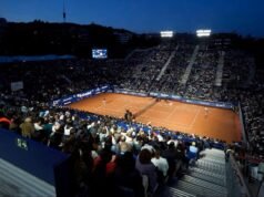 Sin Alcaraz pero con brillos, la noche llegó al Godó