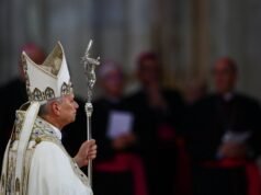 El Papa pide en Francia una “justa laicidad” que no excluya a la religión del espacio público