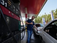 Colas en las gasolineras y miedo a las subidas de precios en Irán: “Cada día somos más pobres”