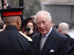 El rey Carlos III de Inglaterra se desmarca de su hermano Andrés y pide que “la ley siga su curso”