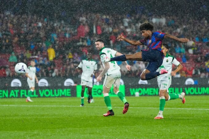 Hansi Flick: “Me gusta cómo estamos jugando. Es bonito verlo”