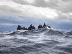 Grecia rescata a 26 migrantes de una lancha que estuvo seis días a la deriva