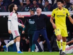 En tiempos revueltos, el Mourinho más mourinhista e intervencionista con el equipo
