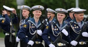 Putin celebra el Día de la Victoria sin tanques, internet, ni casi líderes extranjeros