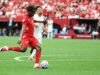 Suiza vence a Canadá, termina primera del Grupo B y crea una estrella: Johan Manzanbi