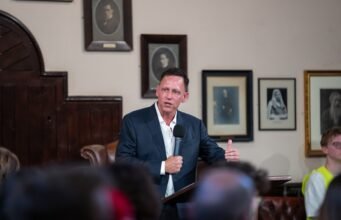 Roma y el Vaticano hacen el vacío a los sermones de Peter Thiel sobre la llegada del anticristo