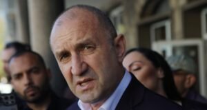 El candidato prorruso Rumen Radev vence las legislativas y será el primer ministro de Bulgaria