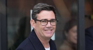 El alcalde de Mánchester deberá primero derrotar a la ultraderecha si quiere reemplazar a Starmer
