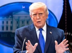 Trump eleva ahora el nuevo arancel global al 15%, solo un día después de fijarlo en el 10%