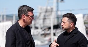 Costa y Burnham llegan a Kiev para conmemorar con Zelenski el día de la Independencia de Ucrania