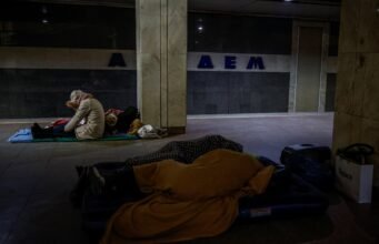 Rusia lanza 500 proyectiles contra Ucrania a pesar de la tregua que anunció Trump por el frío extremo