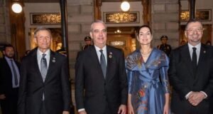 Abinader participa en cena oficial ofrecida por Rodrigo Chaves